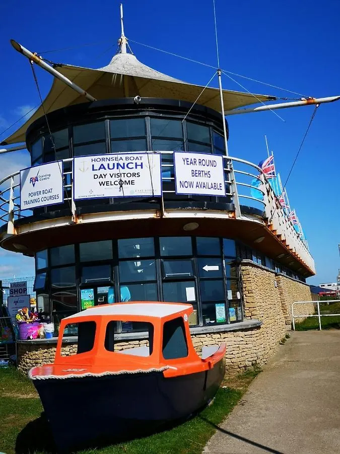 Lovely 2 Bedroom Apartment Near Hornsea Beach - The Lookout